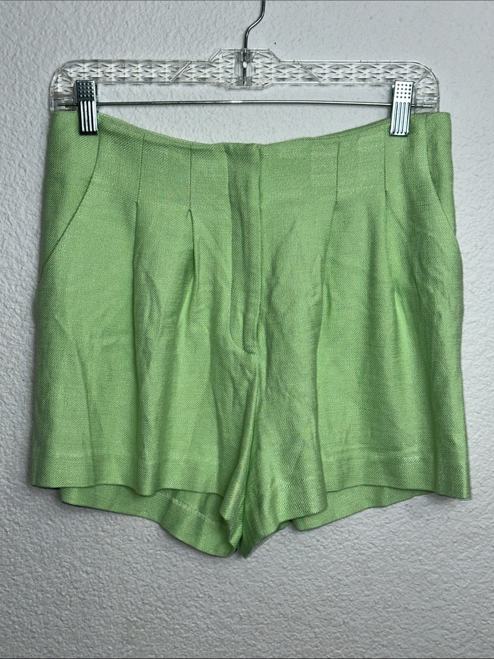 NEW Veronica Beard Pleated Gables Shorts Pistachio Green Womens Size 6